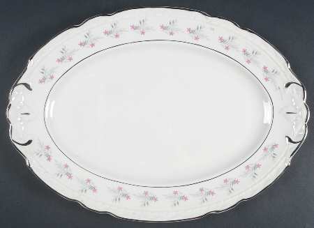 Minuet (Scalloped) 15" Oval Serving Platter