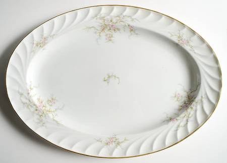 Priscilla 16" Oval Serving Platter