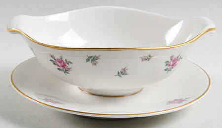 Rambler Rose Gravy Boat with Attached Underplate