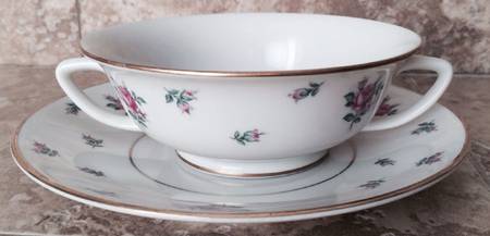 Rambler Rose Footed Cream Soup Bowl & Saucer Set
