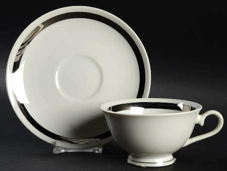 ROJ116 Footed Cup & Saucer Set