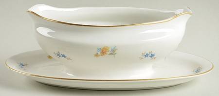 ROJ32 Gravy Boat with Attached Underplate