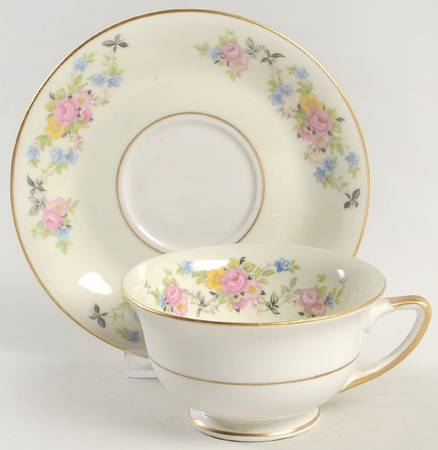 ROJ56 Footed Cup & Saucer Set