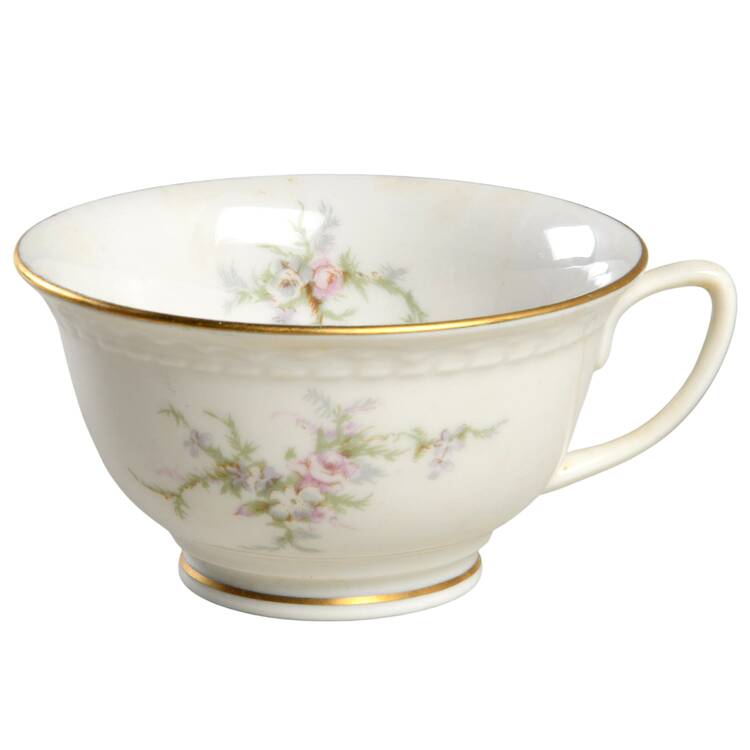 Sandra (Gold Trim) Footed Cup