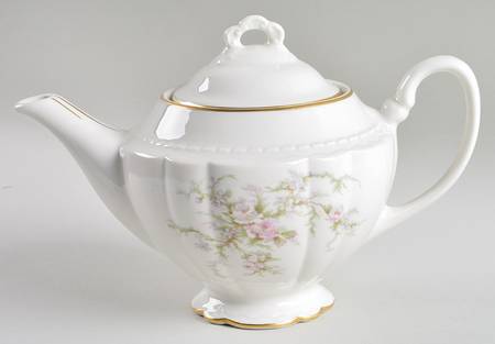 Sandra (Gold Trim) Teapot & Lid