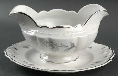 Wild Flower Gravy Boat with Attached Underplate