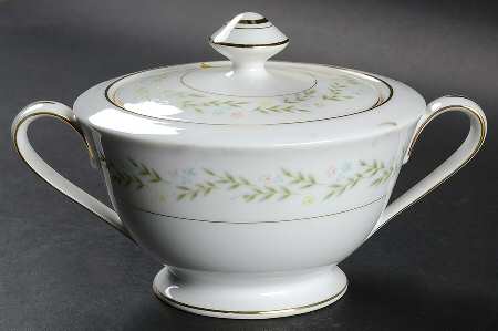 Bouquet Sugar Bowl & Lid