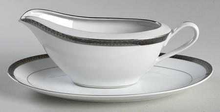 Canterbury Gravy Boat & Underplate