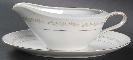 Chantilly Gravy Boat & Underplate