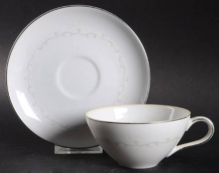 Elizabeth Flat Cup & Saucer Set by Royal M-Mita
