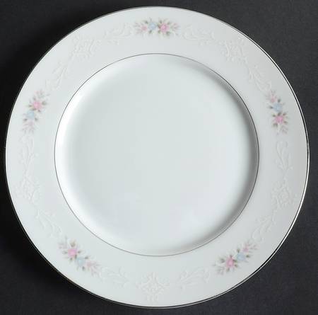 Joanne Salad Plate by Royal M-Mita