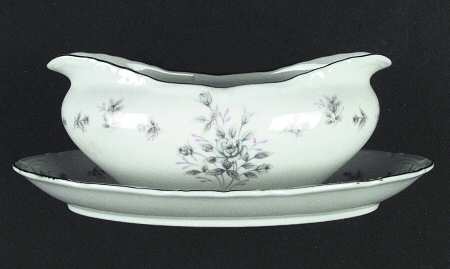 Maria Gravy Boat with Attached Underplate