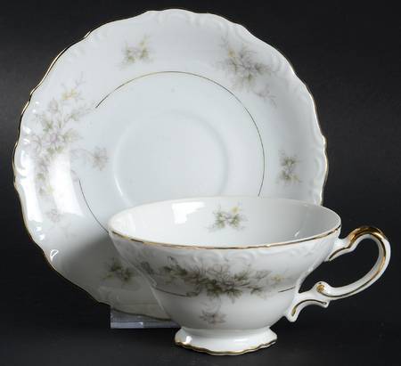 Olivia Footed Cup & Saucer Set