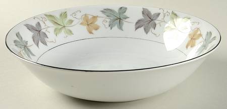 Sandra 9" Round Vegetable Bowl