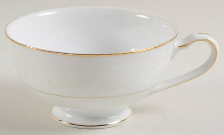 Sovereign (1886, White Flowers) Footed Cup