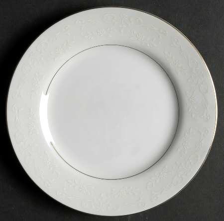 Sovereign (1886, White Flowers) Bread & Butter Plate