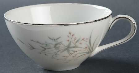 Spring Flat Cup
