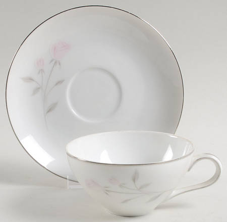 Sweetheart Flat Cup & Saucer Set