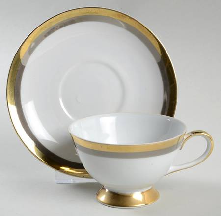 Tiara Footed Cup & Saucer Set