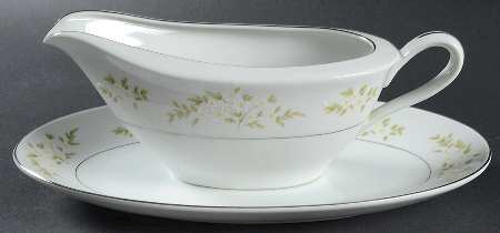 Virginia Gravy Boat & Underplate/Relish