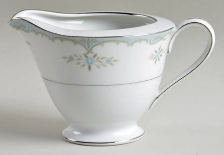 Wellesley Creamer