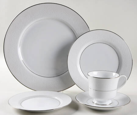 Antique Lace 5 Piece Place Setting