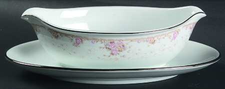 Chelsea Gravy Boat with Attached Underplate