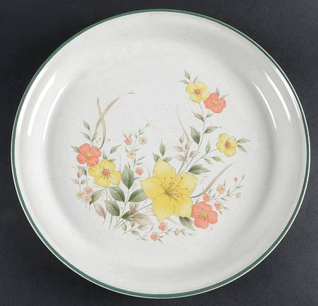 Field Song 12" Chop Plate (Round Platter)