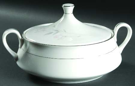 Monique Round Covered Vegetable