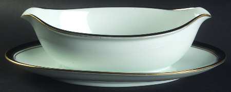 Nocturne Gravy Boat with Attached Underplate