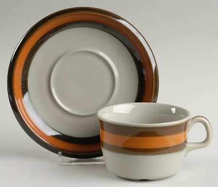 Annika Flat Cup & Saucer Set
