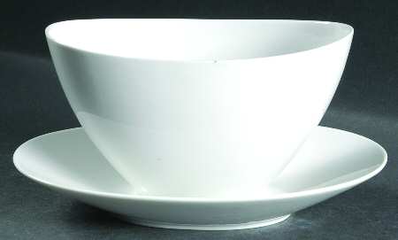 Blanca Gravy Boat with Attached Underplate