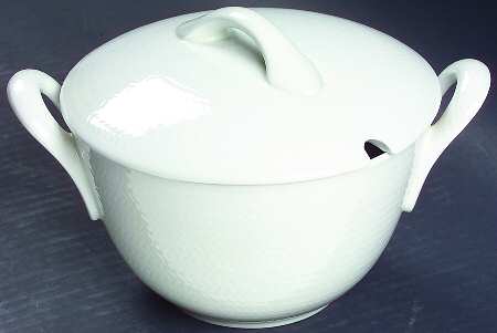 Blue Fire Round Covered Vegetable