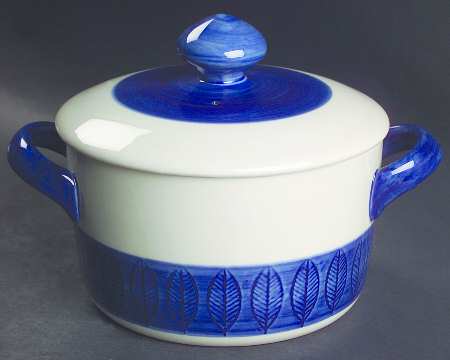 Koka Blue 1.25 Qt Round Covered Casserole