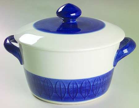Koka Blue 2 Qt Round Covered Casserole