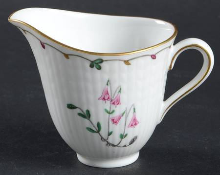 Linnea Mini Creamer