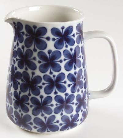 Mon Amie 32 Oz Jug
