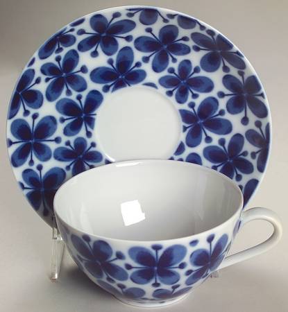 Mon Amie Breakfast Cup & Saucer Set