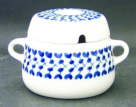 Swedish Blue Gravy Boat & Lid