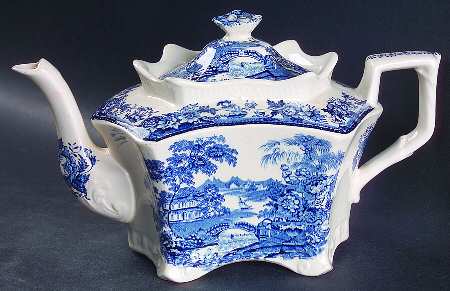 Tonquin Blue Teapot & Lid