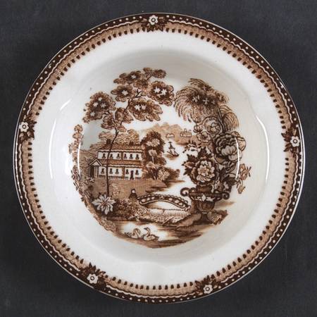Tonquin Brown Small Ashtray