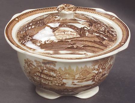 Tonquin Brown Sugar Bowl & Lid