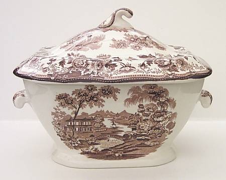 Tonquin Brown Tureen &  Lid
