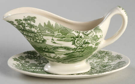 Tonquin Green Individual Gravy Boat & Plate
