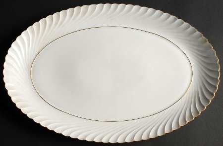 Annette (Gold Trim) 15" Oval Serving Platter