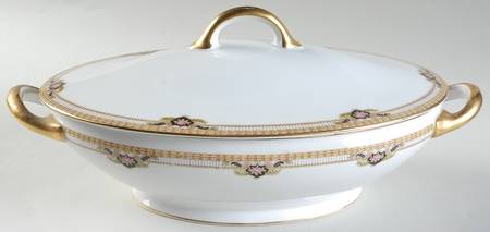 Belmont Oval Covered Vegetable