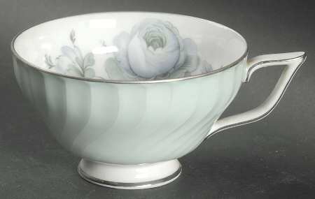 Dawn Rose Footed Cup