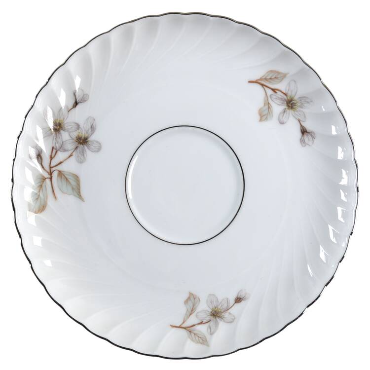 Dogwood (Platinum Trim) Saucer