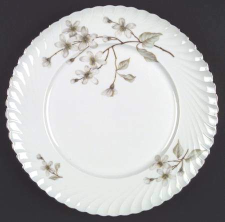 Dogwood (Platinum Trim) by Royal Tettau