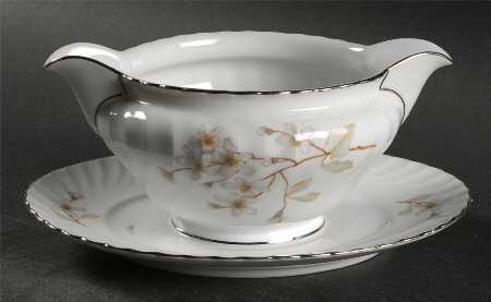 Dogwood (Platinum Trim) Gravy Boat with Attached Underplate